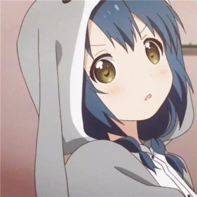 美女COS《巫师3》叶奈法惊艳绝伦 白嫩香肩紫眸勾人